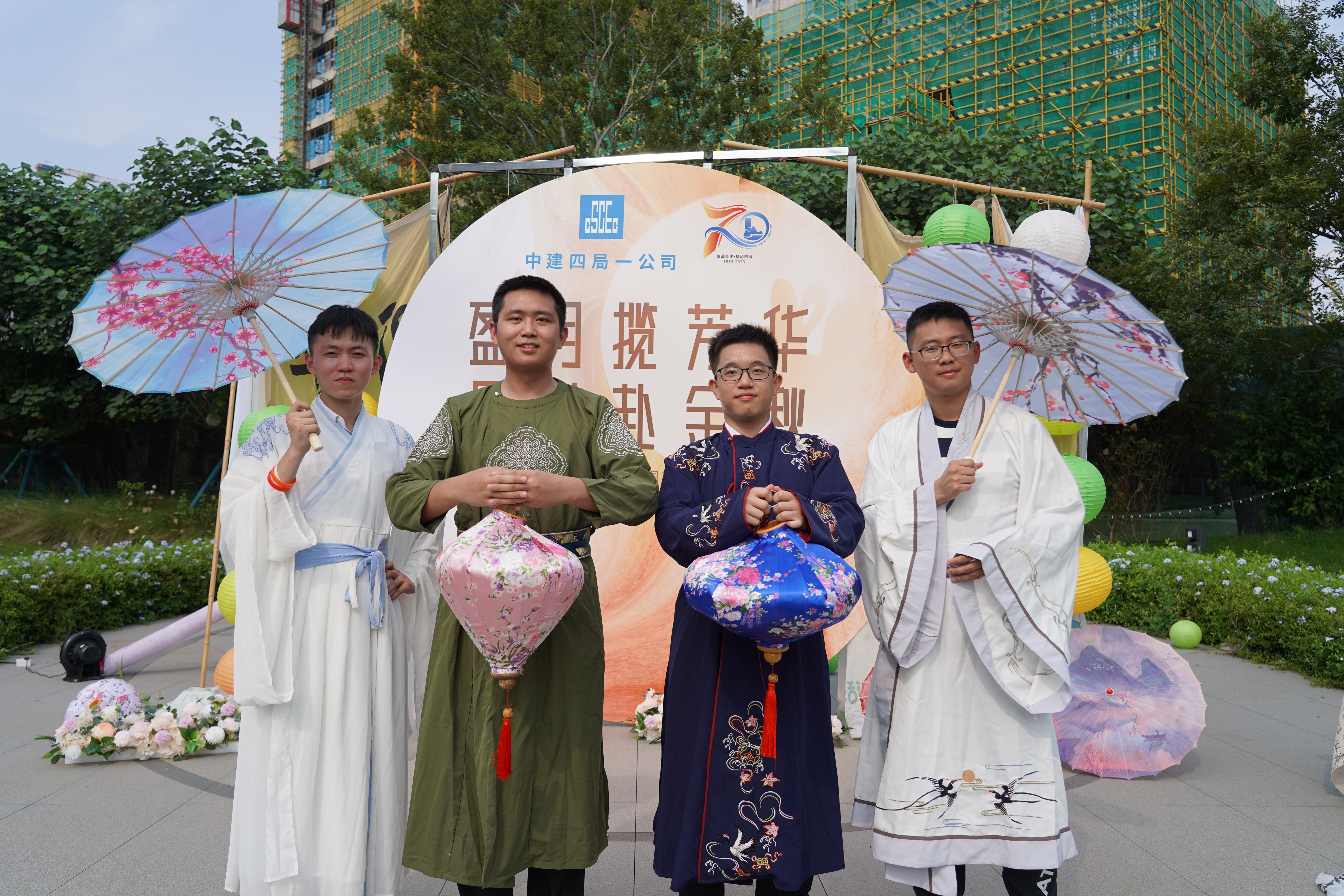 汉服合照.jpg